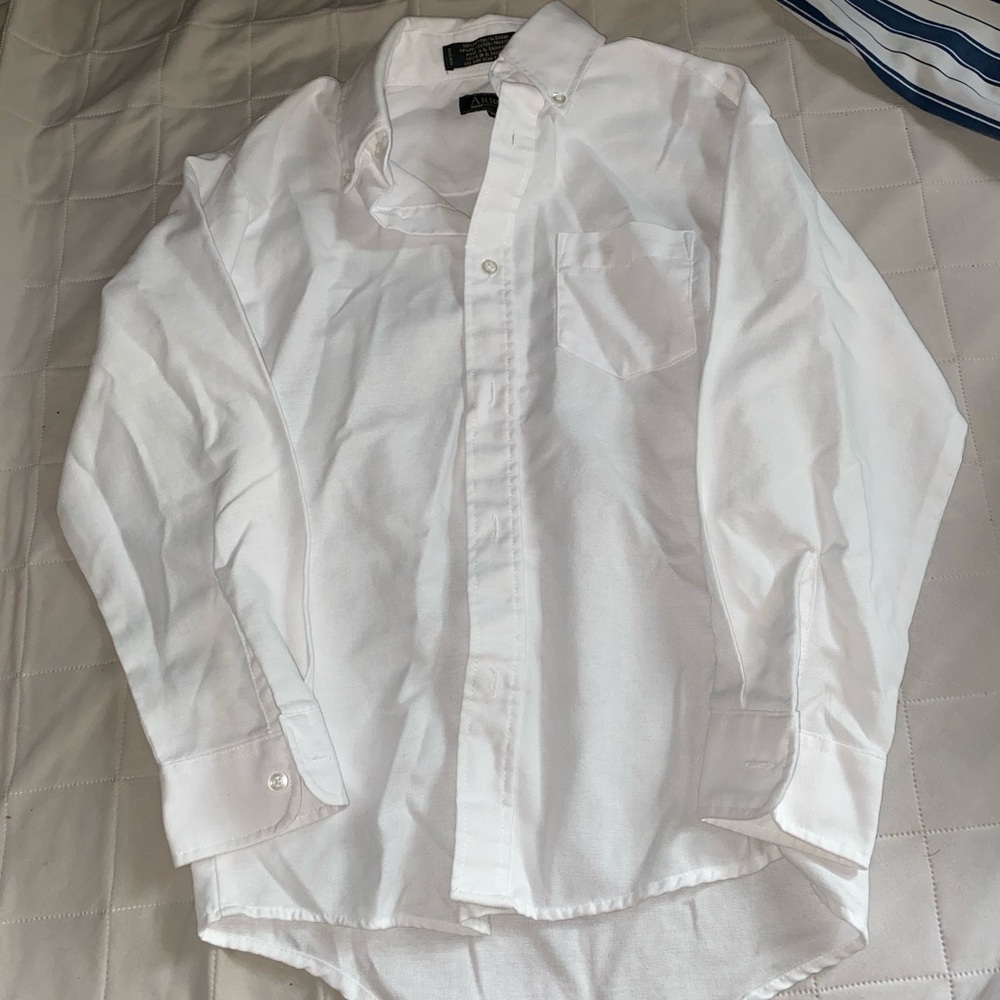 Button down - Picture 1 of 3